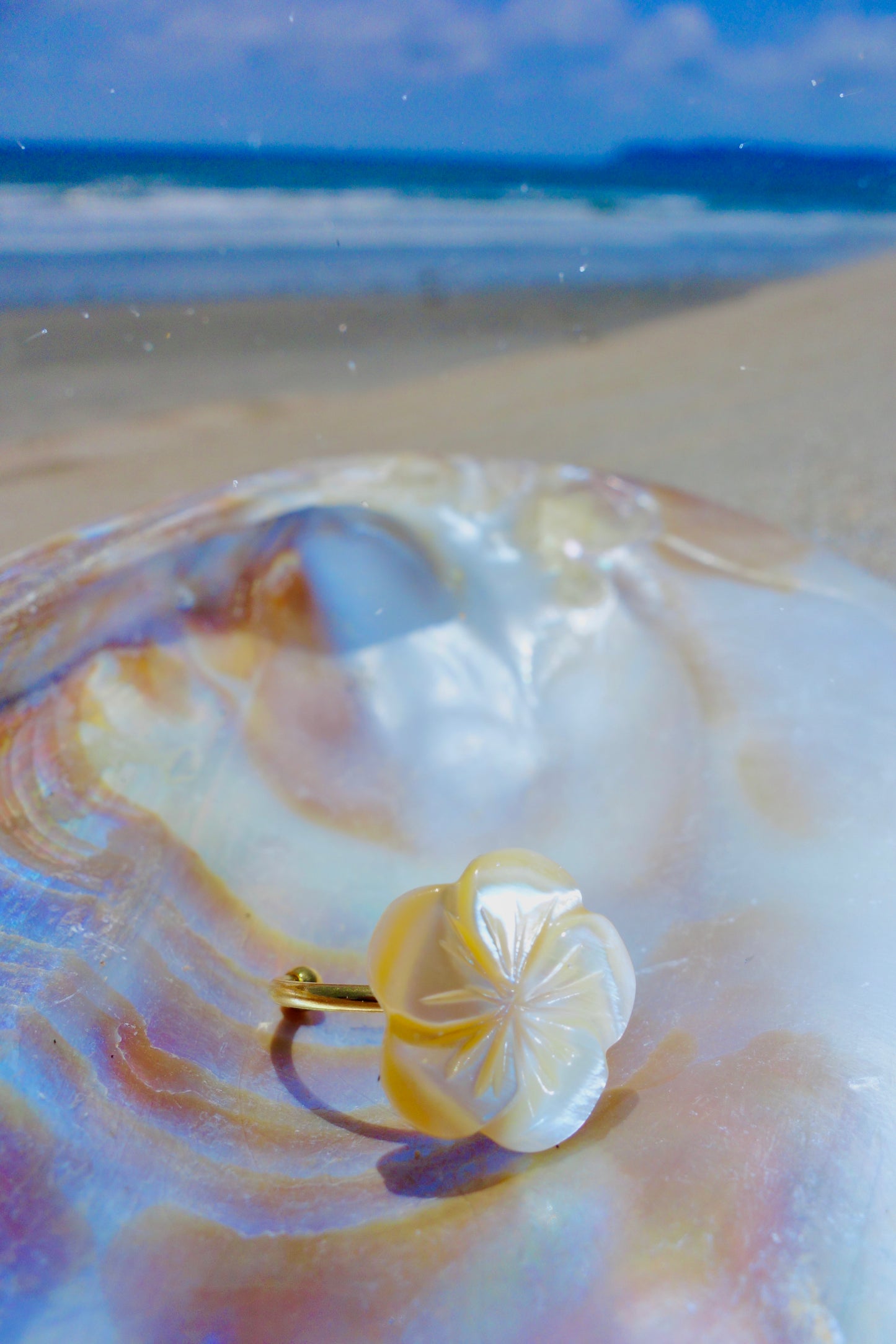 Golden Shore Blossom Ring