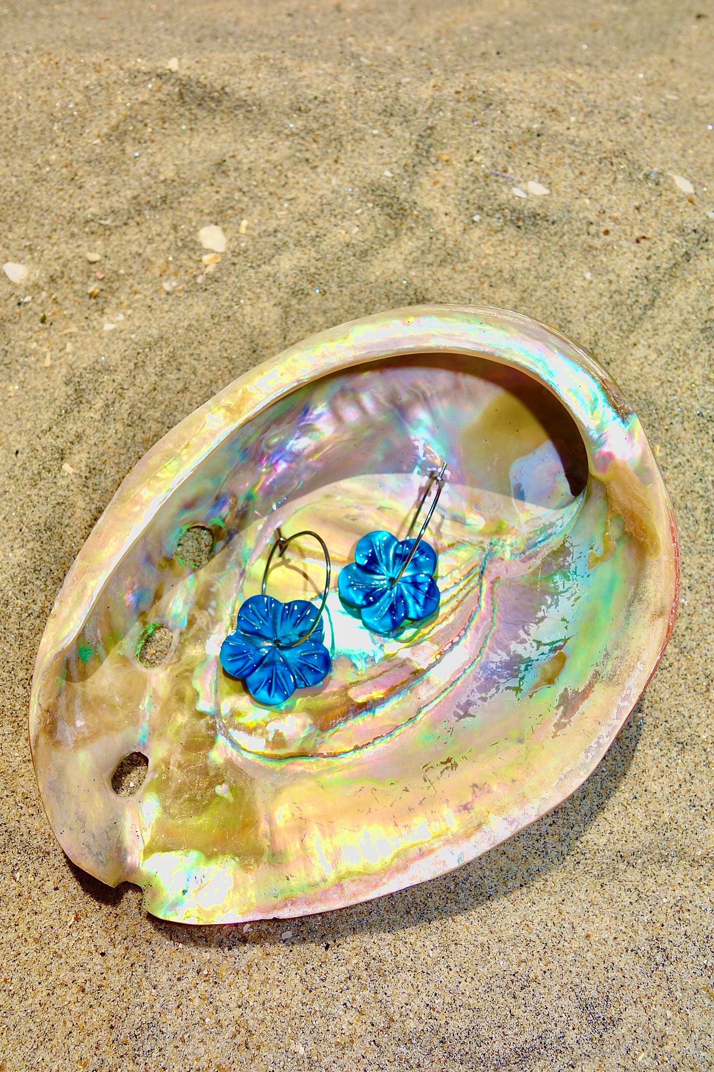 Seaside Hibiscus Dangle Hoops