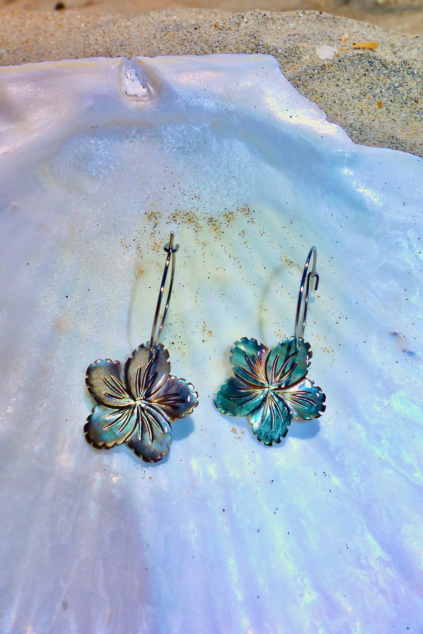 Island Bloom Shell Earrings