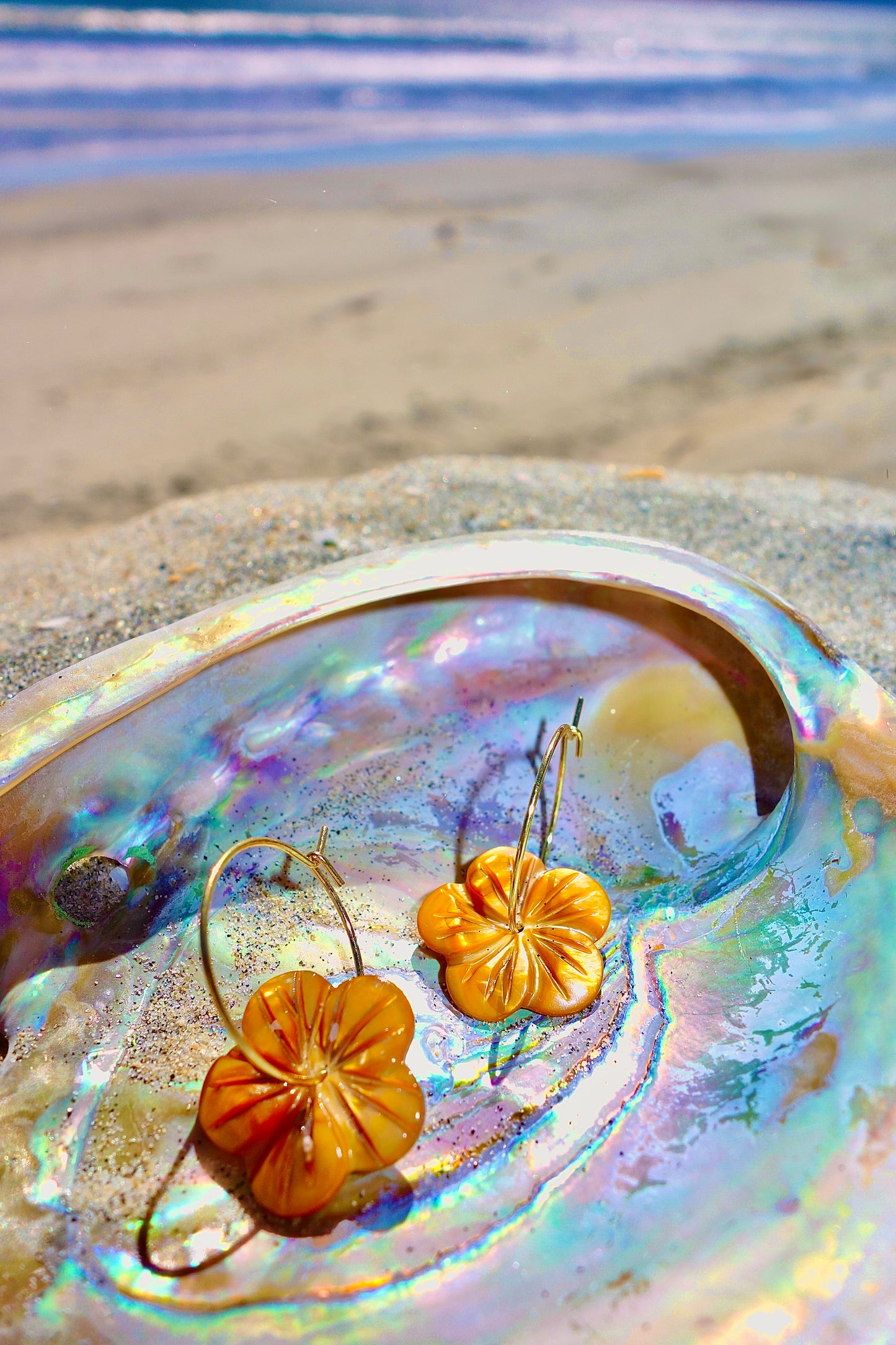 Marigold Shoreline Hoops