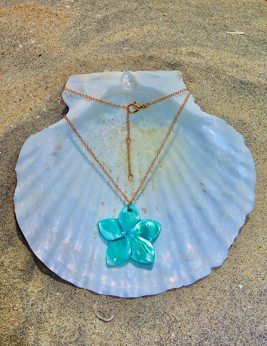 Aqua Bloom Shell Necklace